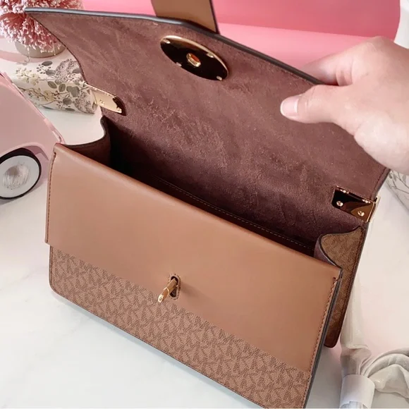 Final Sale!!! 👜 MICHAEL KORS 🌺 Greenwich Medium Logo Satchel - Picture 8 of 14